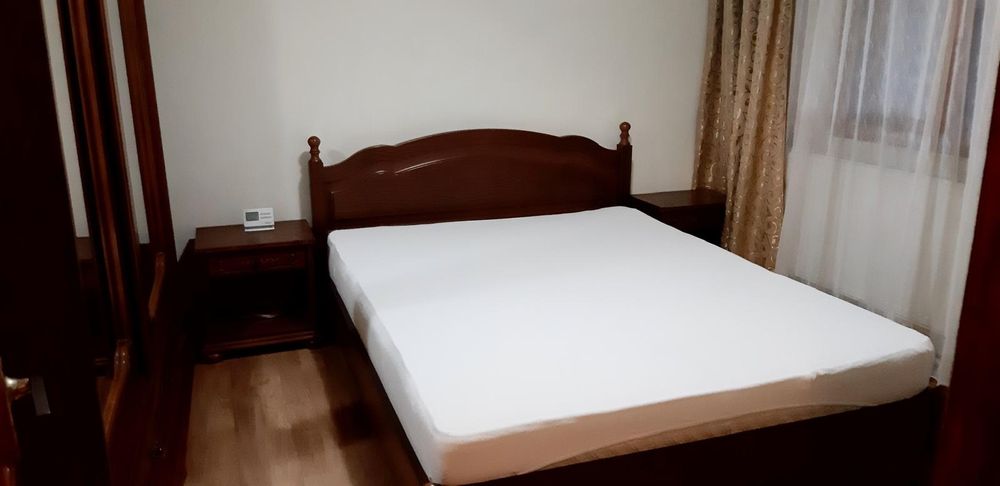 Închiriez apartament 2 camere 54 mp