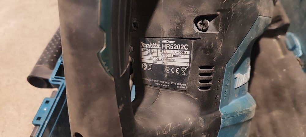 Перфоратор Makita HR5202C