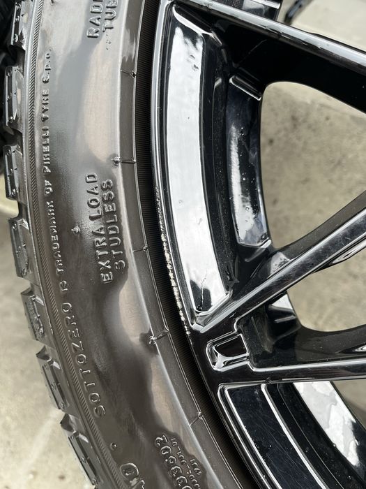 DOTZ Suzuka Gloss Black 18” + Pirelli iarnă – set complet , aspect imecabil