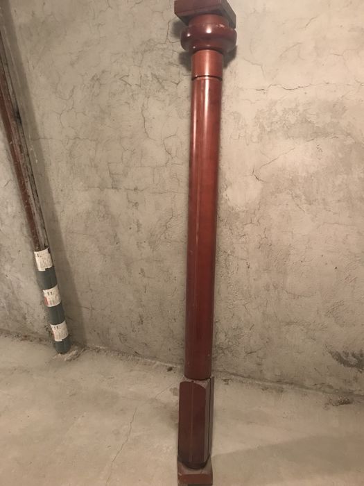 Колони дърво масив