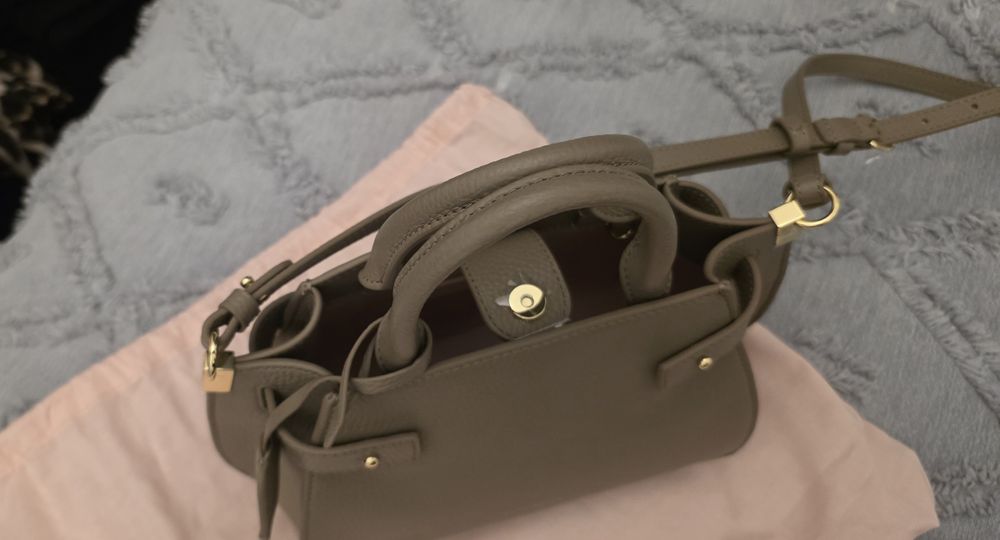 Geanta Coccinelle, noua