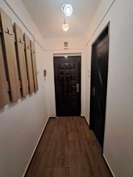 Închiriez apartament cu 2 camere aleea narciselor