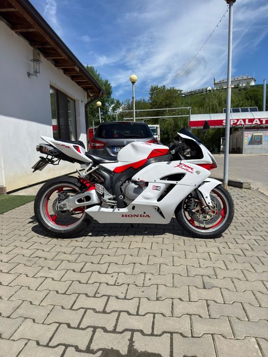 Honda cbr 1000 rr