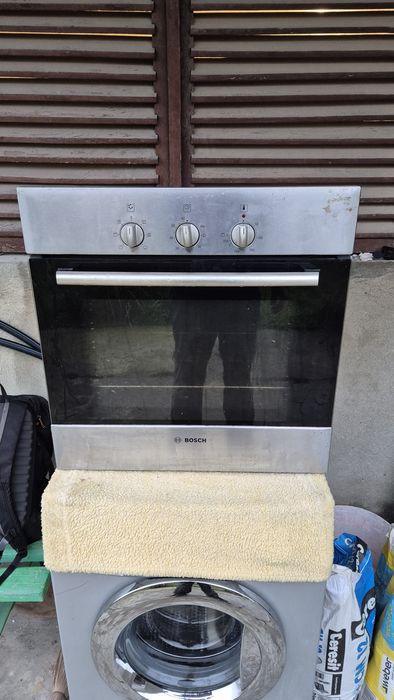 Работеща фурна BOSCH