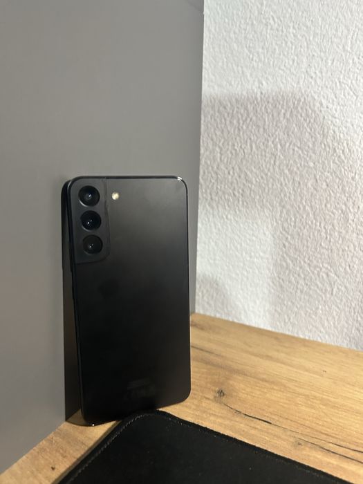 Samsung s22  + 256gb