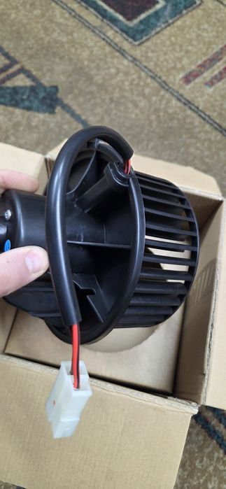 Вентилятор салона Ауди 80