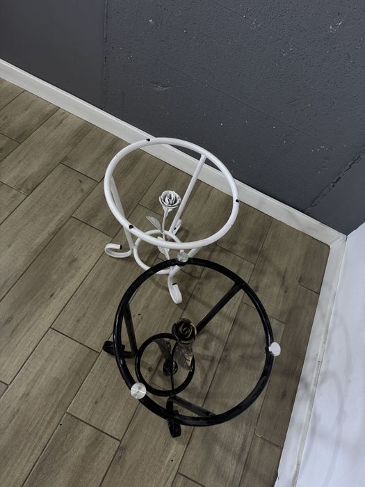 Журнальные столики без стекла