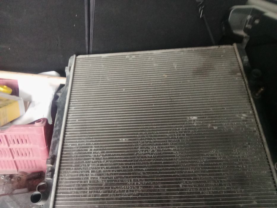 Продам радиатор на прада120,и паркоп на праду,цена договорная