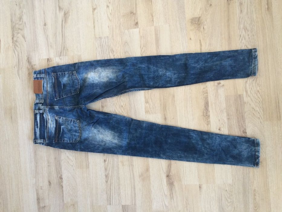 Дамски дънки в син цвят