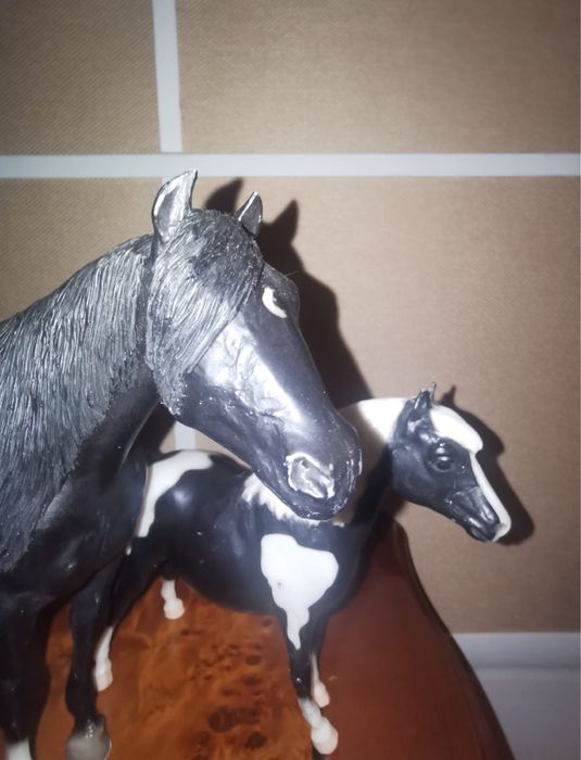 Антикварна колекционерска фигура на кон марка Breyer Reeves USA  2 бр.