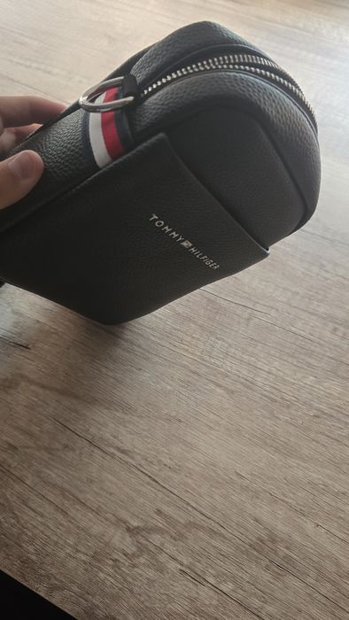 Продам барсетку кожа