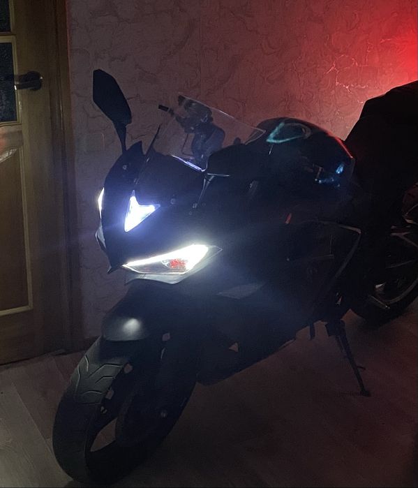 Yamaha r3 электрический
