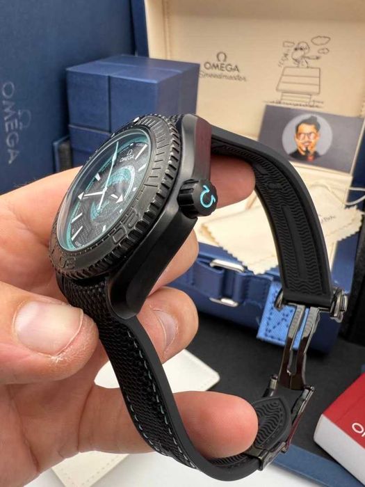 Часовници omega worldtimer черен