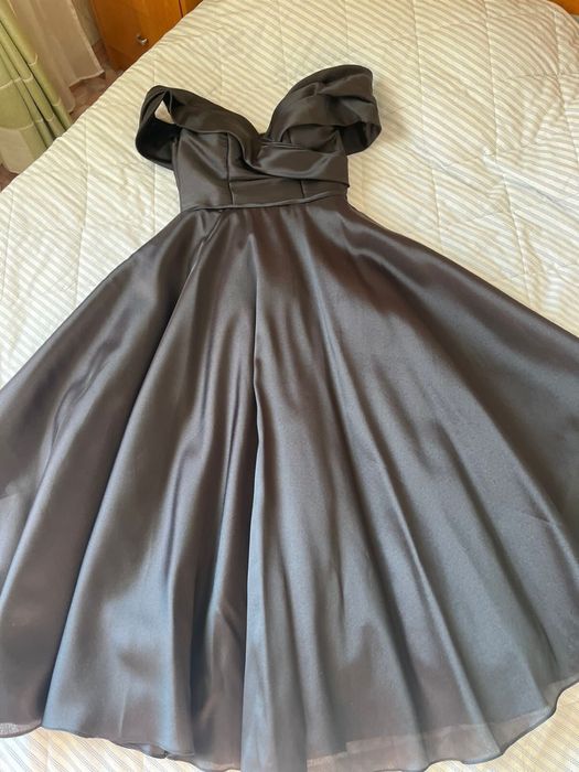 Платье вечернее атласное