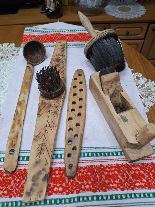 Obiecte  lemn      vechi