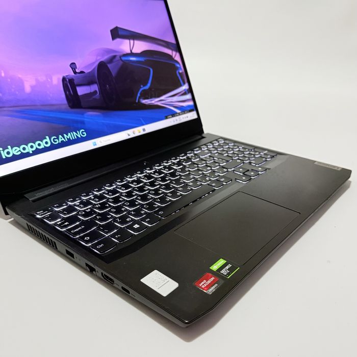 Lenovo Gaming 3 Gen 6/16,6” IPS/Ryzen 5 5600H/GTX 1650/16GB/512GB NVMe