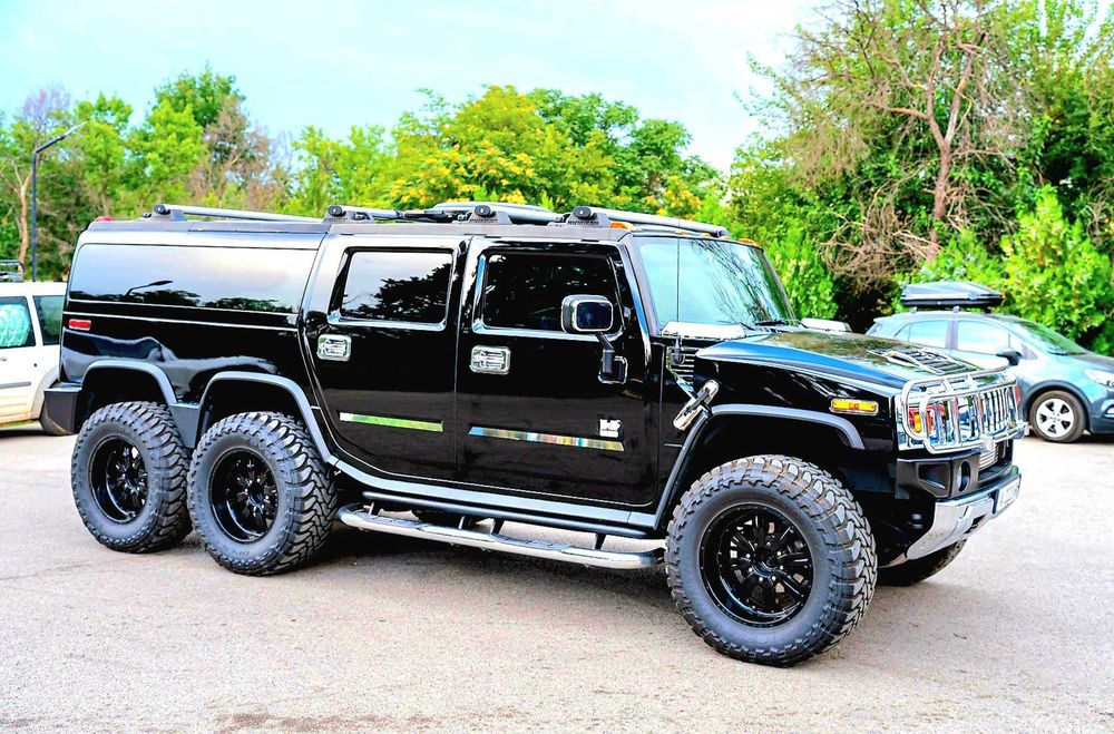 Лимузина НUMMER 6×6 - сватби и елитни събития под наем !