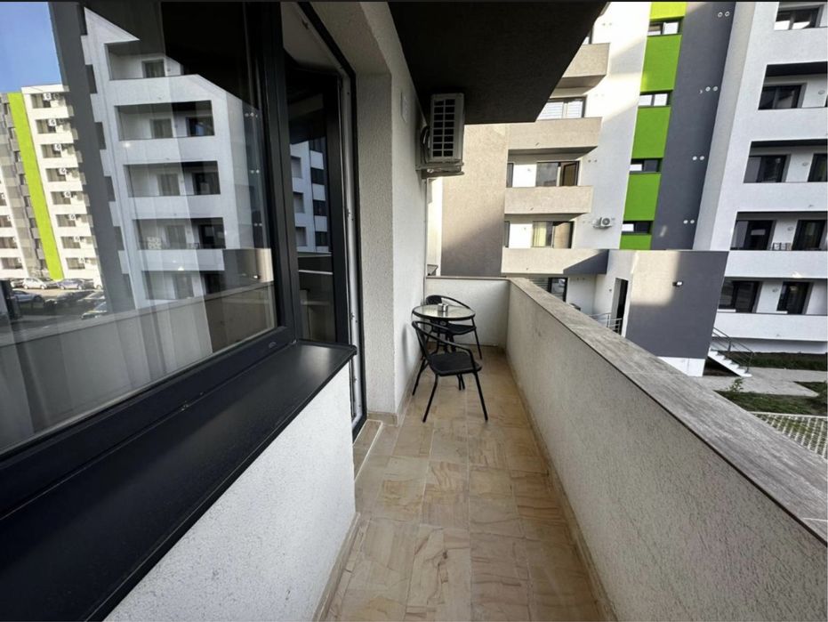 Apartamnet cu 3 camere, nou, prima inchiriere