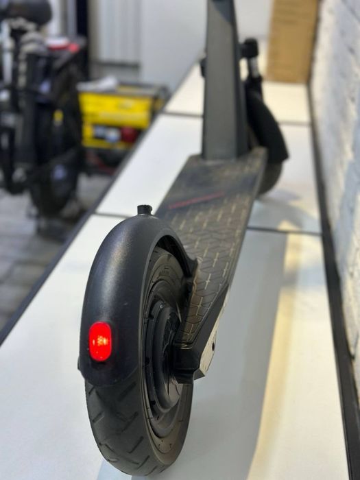 Электро-самокат  HoverBot