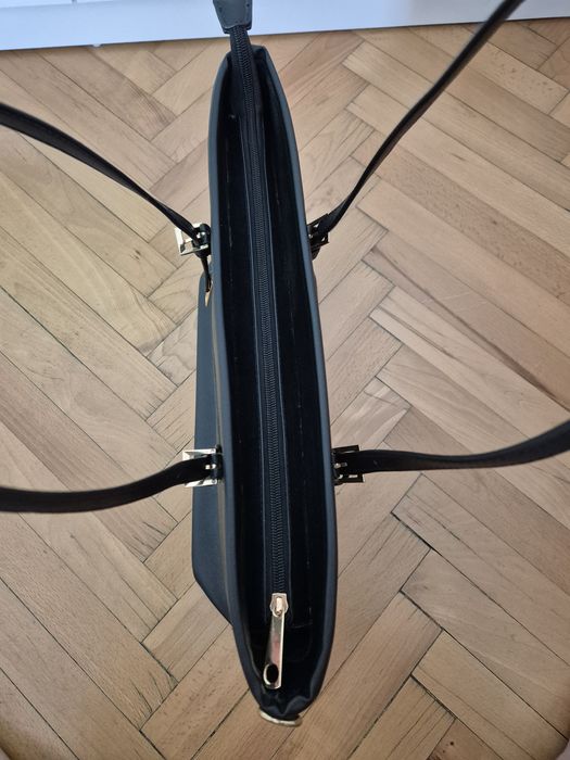 Дамска чанта от еко кожа / Чисто НОВА