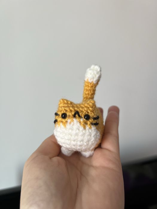 Pisicuta crosetata amigurumi - cadou handmade