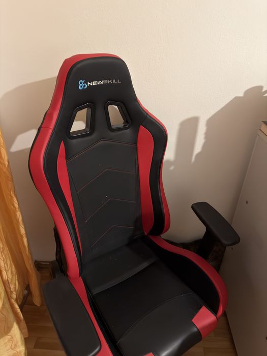 Vand scaun gaming defect