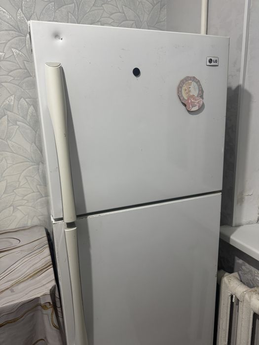 Холодильник и стиральная машина