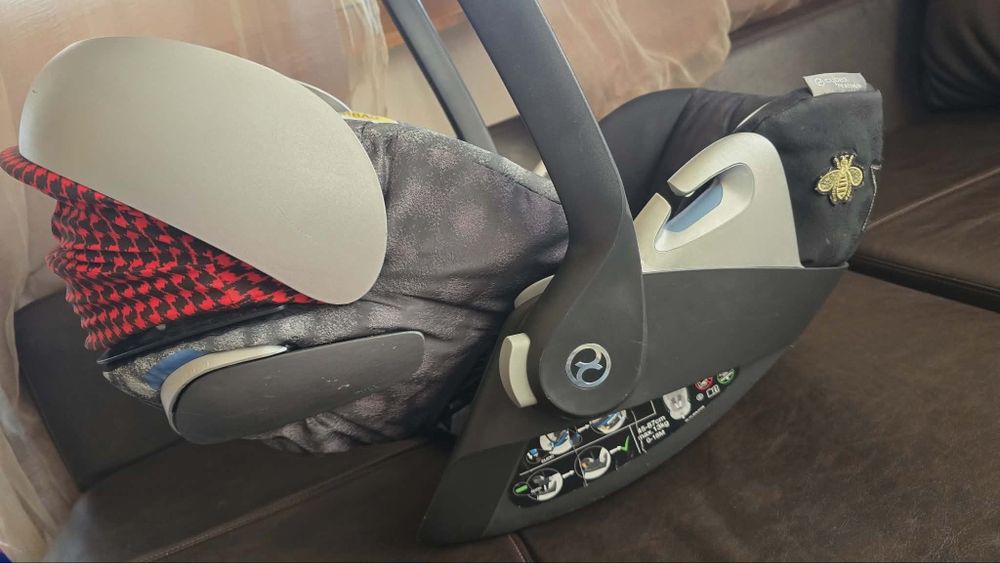 Cybex cloud Z  i- size Rebelious designer limited edition
