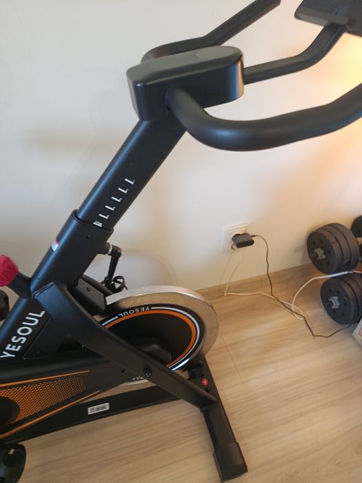 Bicicleta spinning Yesoul A1, volanta aluminiu, negru