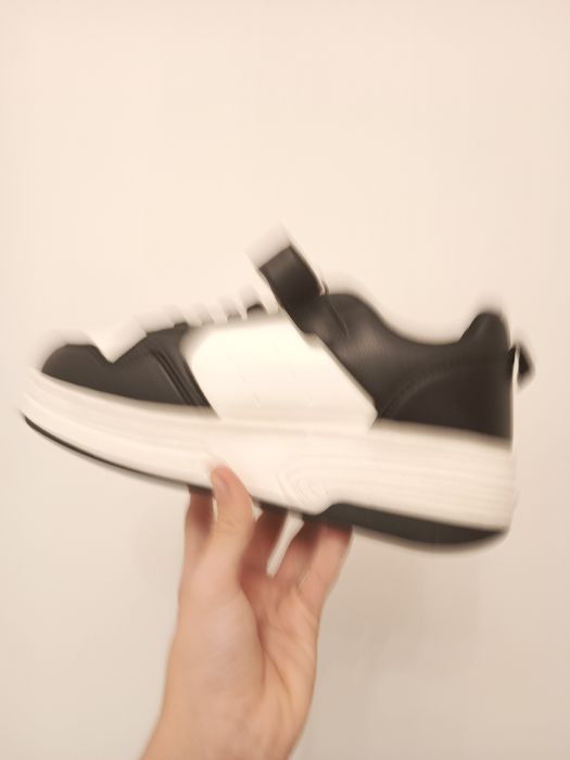 Кроссовки на колёсах