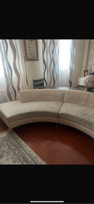Итальянский кожаный диван
