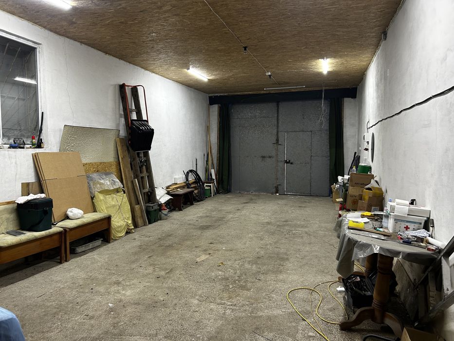 Продам гараж 15*4.7 метра