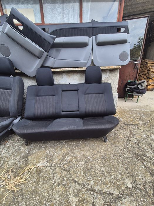Седалки за Форд рейнджър 2006-2011г и корите за вратите.