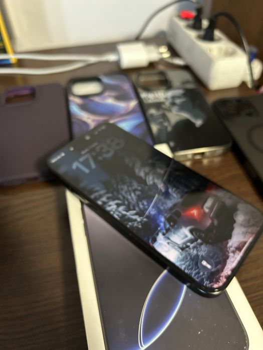 Schimb iPhone 16 Pro Max 256GB – full box - stare excelentă + huse