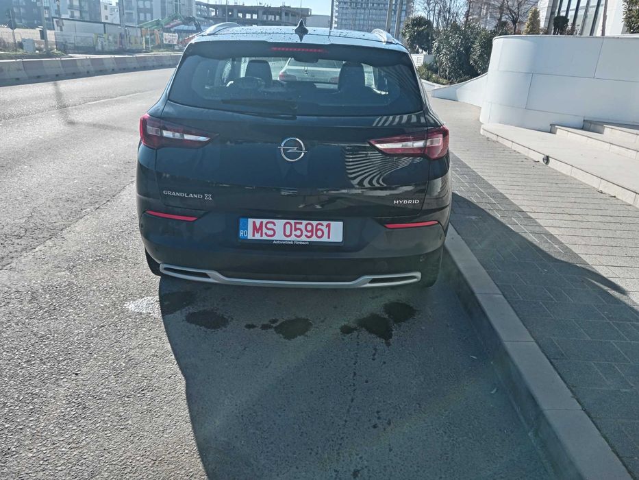 Opel grandland x plug in hybrid 2021 schimb cu 4x4 an similar