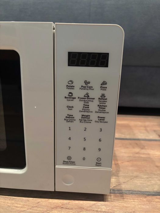 Микровълнова фурна KUMTEL | С дисплей