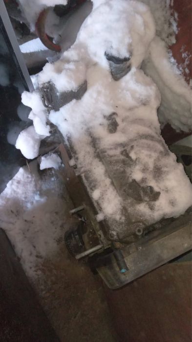 Продам головку двигателя