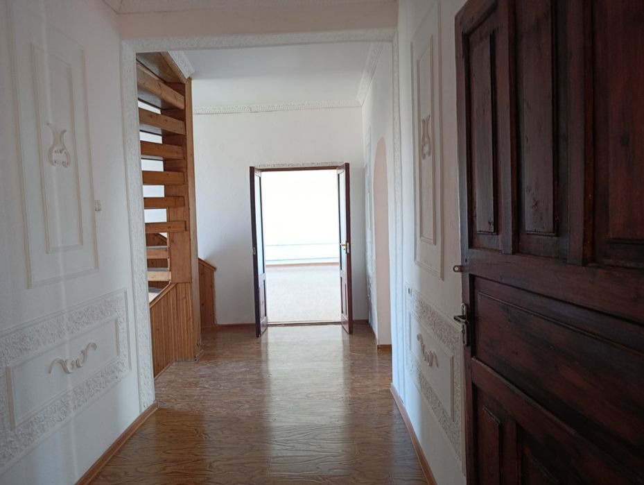 Продам большой дом