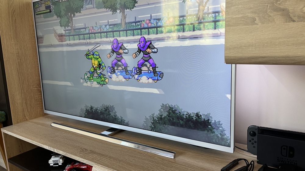Nintendo switch пълен комплект + 128GB карта памет