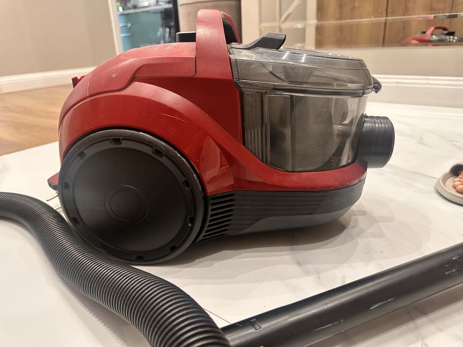 Продам пылесос bosch на запчасти