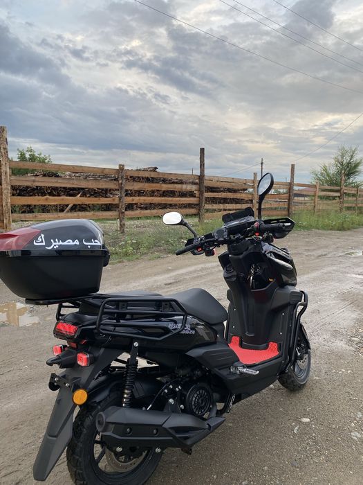 Продам мопед танк