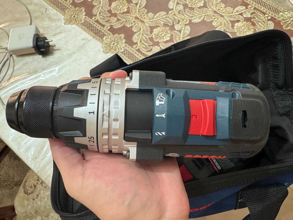 Bosch GSB 18V-110 C (975 = 110Нм ) Оригинальная ударная дрель / Новый