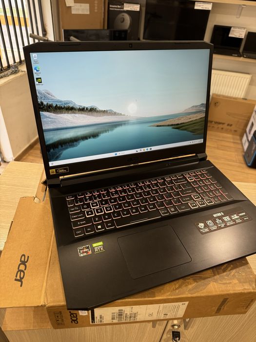 ACER Nitro 5 AMD Ryzen 7 5800H 17.3" FHD144Hz, 32GB SSD 512GB RTX 3060