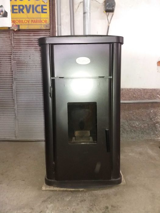 Пелетна камина Mareli