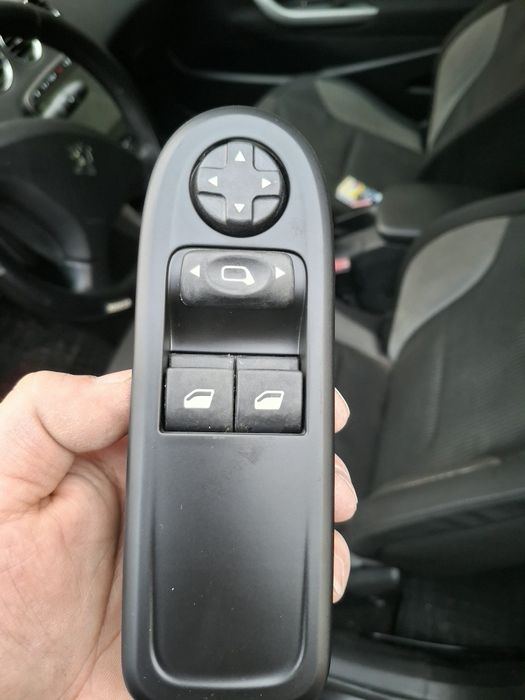 Бутони ел. стъкла