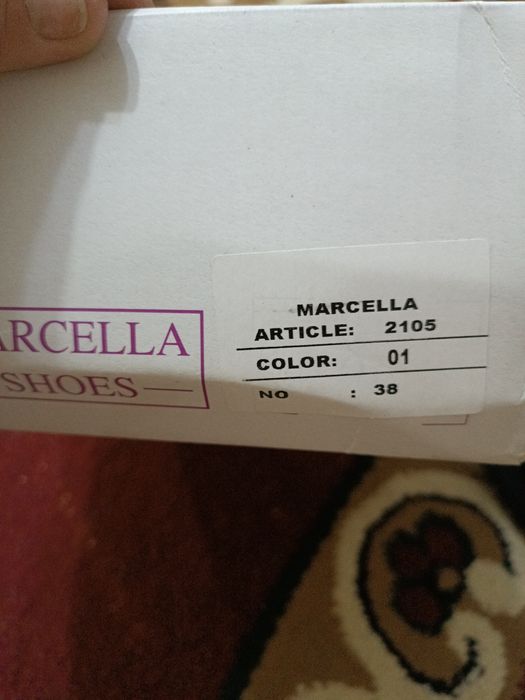 Продам туфли женские