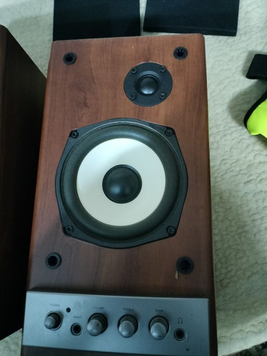 Boxa activa + pasiva " Genius 2x40w.