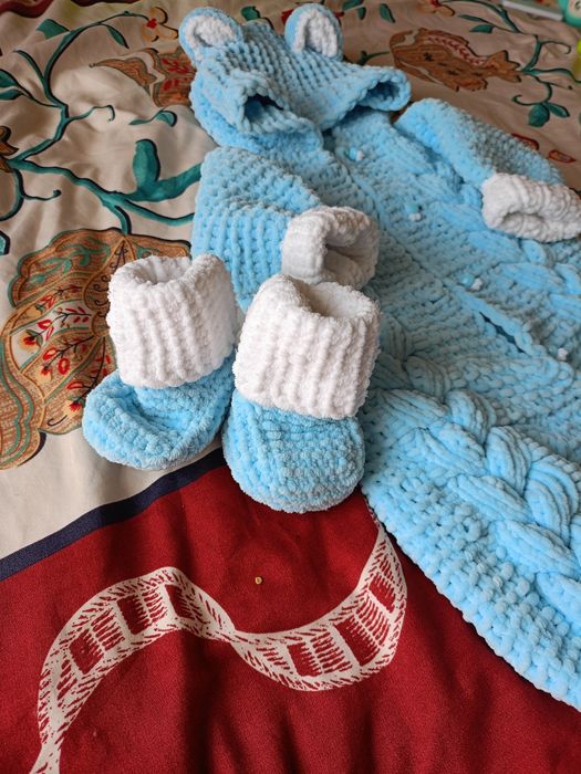 Продам новый костюмчик