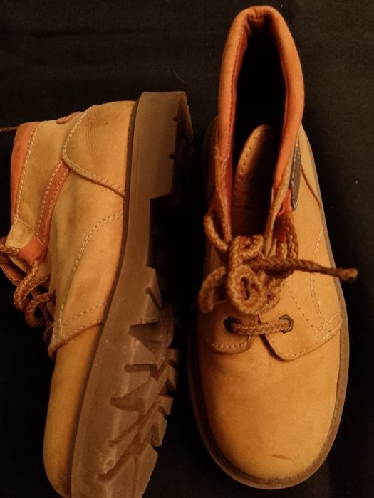 Ботиночки детские. Сандалии.