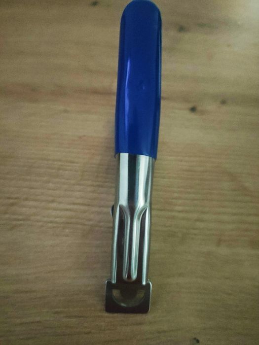 Perii autocuratare și unghieră cățel/pisică